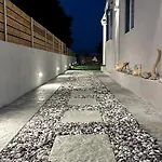 Lejlighed Averto House *