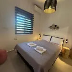 Apartman Averto House *