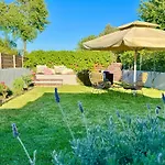 Averto House Apartman *